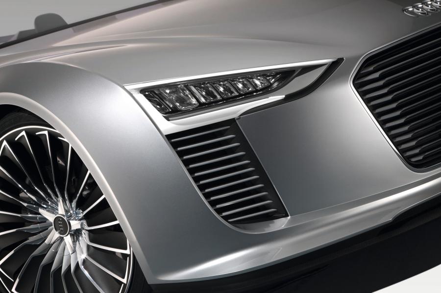  Audi e-Tron Spyder Concept 2010 года  (фото 32 из 105)
